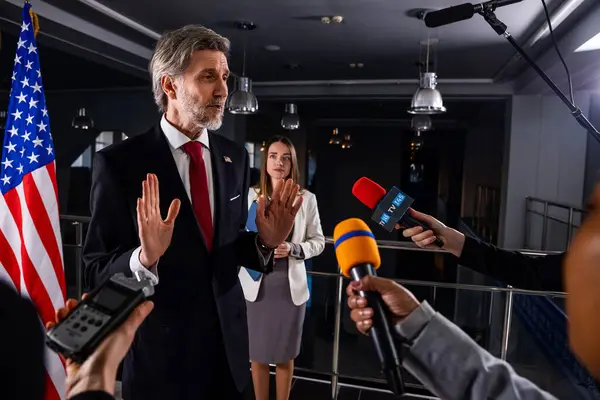 Serious Male American Politician Talks Journalists Answers Questions Gives Interview — Stock Photo, Image