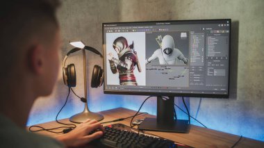 Genç tasarımcı PC kullanarak oyun karakterinin 3 boyutlu modelini yaratıyor. Profesyonel 3D modelleme yazılımının arayüzü. Genç çocuk evde bilgisayar üzerinde serbest bir proje üzerinde çalışıyor. Oyun geliştirme kavramı.
