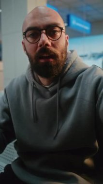 Kalabalık Havalimanı Terminali 'ndeki 