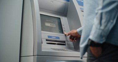 ATM klavyesindeki 