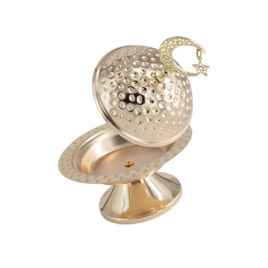 Beyaz arkaplanda izole edilmiş Ramazan metal kasesi