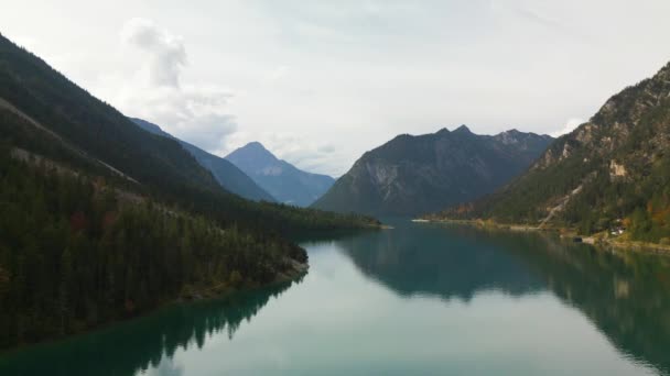 Voler Dessus Eau Lac Plansee Tyrol Alpes Autrichiennes Prise Vue — Video