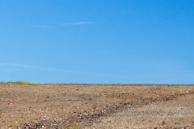 Dünya ve Mavi Gök. Resimde kimse yok..