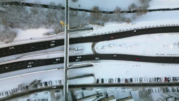 Aerial View Busy Cars Highway Road Street Pedestrian Bridge Winter — Wideo stockowe