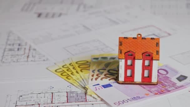 Acheter Une Maison Avec Une Hypothèque Quatre Maisons Dressent Sur — Video