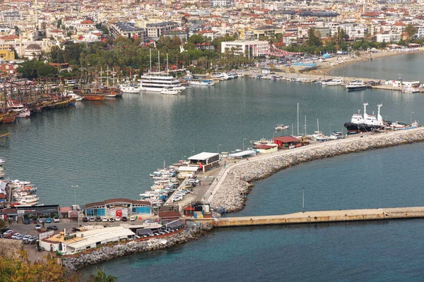 Türkiye 'de Alanya Limanı.