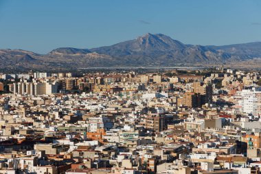 Alicante 'de yoğun kentsel gelişim.