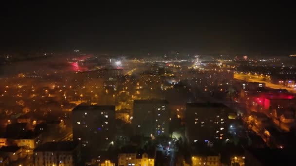 花火で新年イブのクラクフの空中ビュー ポーランド — ストック動画