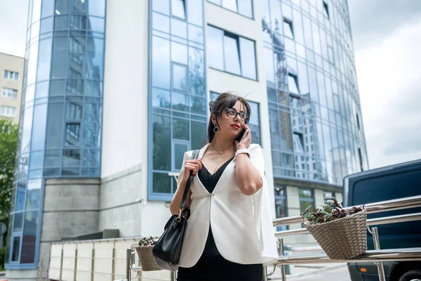 Portrait Cheerful Businesswoman Wearing Glasses Happy Receive Good Financial News — Photo