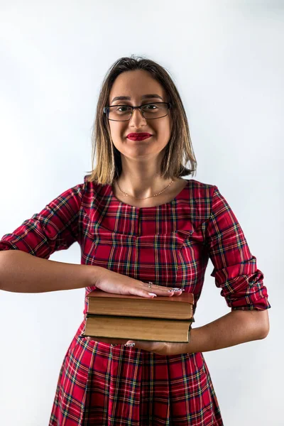 Professora Estudante Sorridente Empresária Segurando Livro Inteligente Retrato Estúdio Isolado — Fotografia de Stock