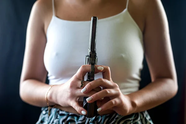 Serious Woman Stylish Clothes Posing Faceless Revolver Gun Isolated Black — Stock Photo, Image