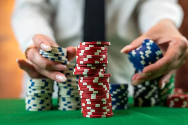 Woman Casino Many Chips She Wraps Big Win Poker Poker — Stok fotoğraf