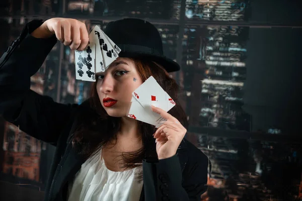 Girl Casino Red Lipstick Holds Playing Poker Cards Her Face — Φωτογραφία Αρχείου