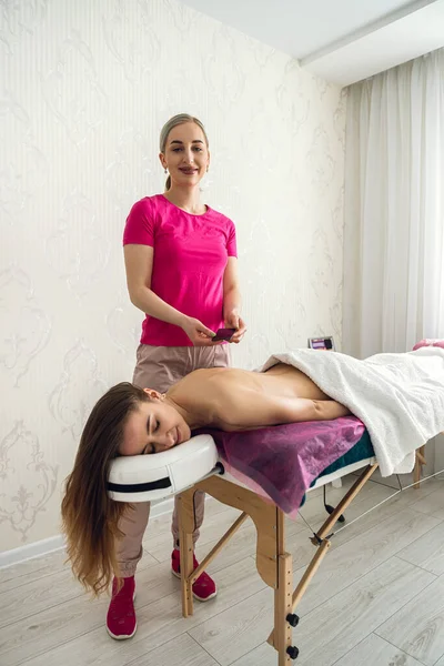 Medical Therapist Make Relax Procedure Female Young Client Rejuvenation Skin — Stok fotoğraf