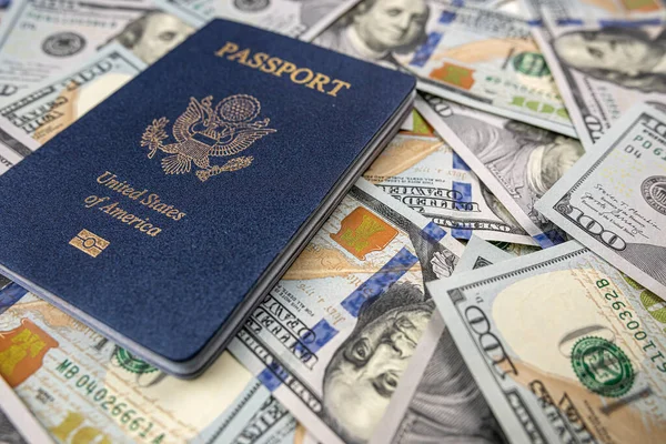 Amerikan Pasaportu Bize Dolar Parasıyla Abd Belgesi Seyahat — Stok fotoğraf