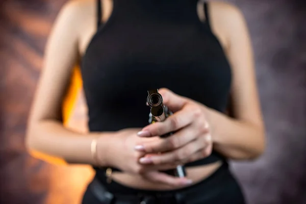 Female Spy Agent Gun Her Hand Grey Crime Concept — Photo