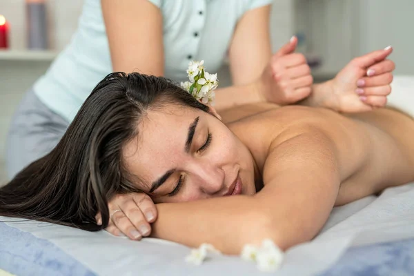 Female Masseur Doing Cellulite Massage Lose Weight Back Woman Client — Zdjęcie stockowe