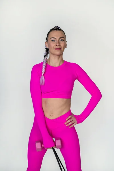 Een Blanke Vrouw Doet Pilates Fitness Met Sportbanden Geïsoleerd Silhouet — Stockfoto