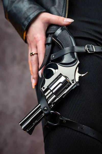 Slim Woman Black Jacket Holding Gun Female Killer — Stok fotoğraf