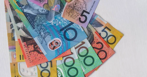 Australische Dollarnoten Als Finanzieller Hintergrund Banknoten Verschiedenen Farben Aud Bargeld — Stockfoto