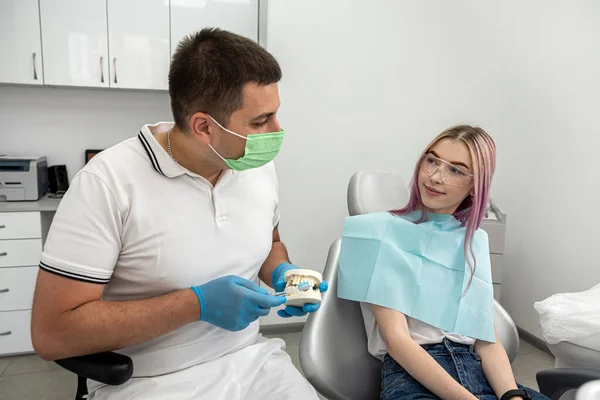 Healthy Female Patient Smiling Happily Dental Office Next Dentist Dentistry — Stock Photo, Image