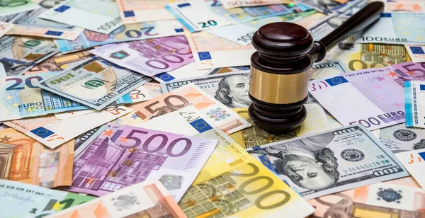 Доллар Сша Векселями Евро Молотком Судьи Качестве Финансового Юридического Фона — стоковое фото