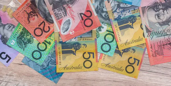 Finansal fon olarak AUD veya Avustralya banknotları. Para ve finans.