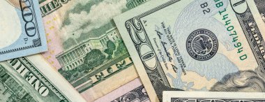 Birçok kağıt dolar banknotları arka plan, finans kavramı olarak kullanılıyor