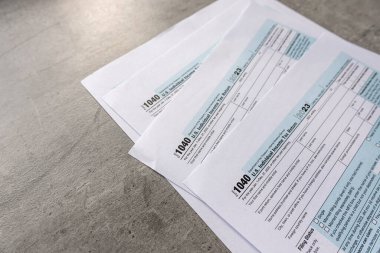 Boş gelir vergisi formlarının kapatılması 1040, son teslim tarihi