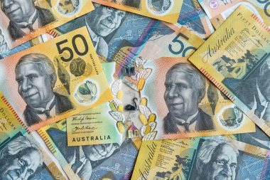  Yeni banknotlar 50 ve 100 Avustralya doları. Finans geçmişi olarak para. AUD, nakit