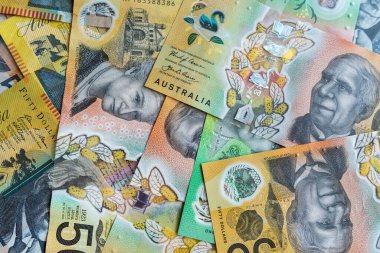  Yeni banknotlar 50 ve 100 Avustralya doları. Finans geçmişi olarak para. AUD, nakit