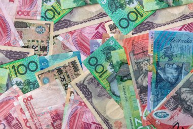 Yaun Çincesi, Japon Yeni ve Avustralya Doları ile finans geçmişi. Yatırım