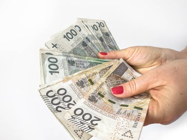 Zloty PLN banknotları beyaz üzerine izole edilmiş kağıt para. Finans kavramı 