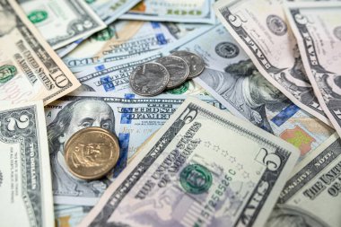 Farklı para ve para birikimleri var. finans ve kaydetme kavramı