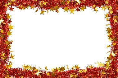 Noel şöleni, sınır. Çerçevesi altın yıldızlı parlak kırmızı pofuduk süsler. Beyaz arka planda izole edilmiş çelenkler. Düz konum, üst görünüm, kopyalama alanı. Üst üste ekle.