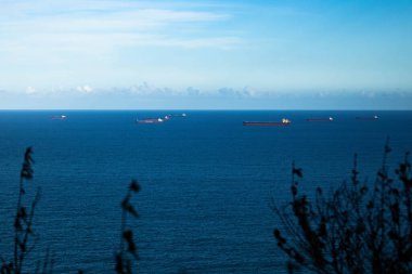 Ships awaiting docking at the port of Shark in the municipality of Serra, seen from the top of Morro do Moreno.