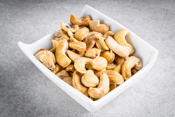 Cashew Nuts Crockery Pot White Wooden Background — Stock Photo, Image