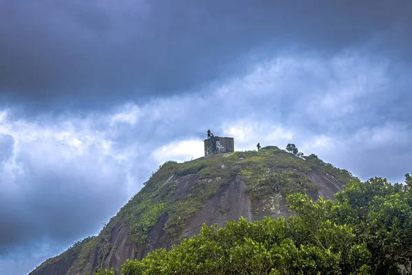 Brezilya Daki Serra Belediyesinde Üstat Alvaro Dağının Tepesinde Görülen Küçük — Stok fotoğraf
