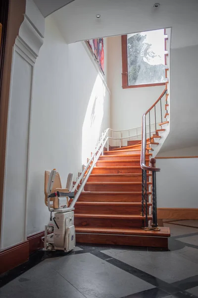 Tlatelolco Cdmx Antique Stair Lift Folding Seat Luxurious Circular Wooden — Foto Stock