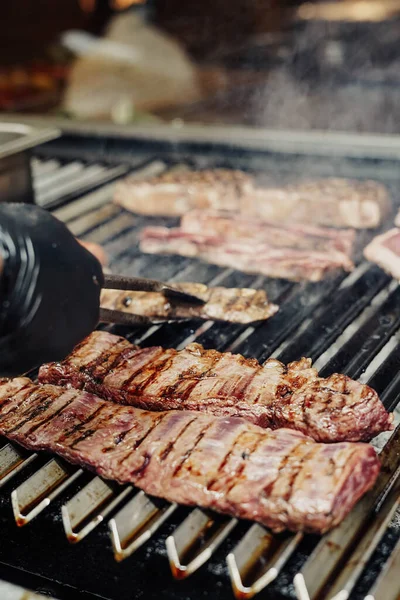 Coupes Viande Bovine Qualité Supérieure Dans Steakhouse Argentin Images De Stock Libres De Droits
