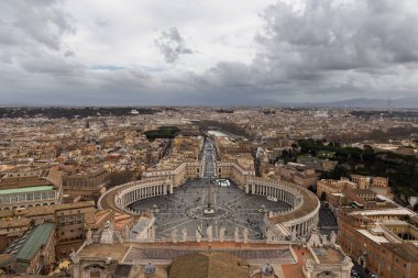 Vatikan 'ın panoramik manzarası Aziz Peter Bazilikası, Roma