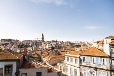 Çatısı kil kiremitli Porto şehri Porto, Azulejo