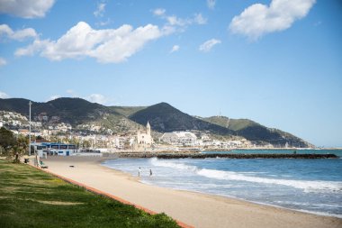 Güzel şehir, Sitges, kış İspanya, Sitges kıyı şeridi manzara