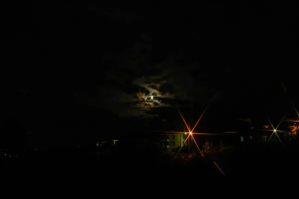 Gece şehir ışıkları manzara fotoğrafı