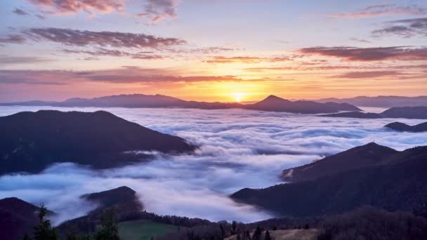Cloudy Inversion Mountain Landscape Mala Fatra National Park Slovakia Схід — стокове відео