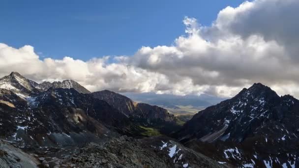Alpejski Krajobraz Wysokogórski Niebieskie Niebo Chmury Zdjęcia Panoramiczne Timelapse Video — Wideo stockowe