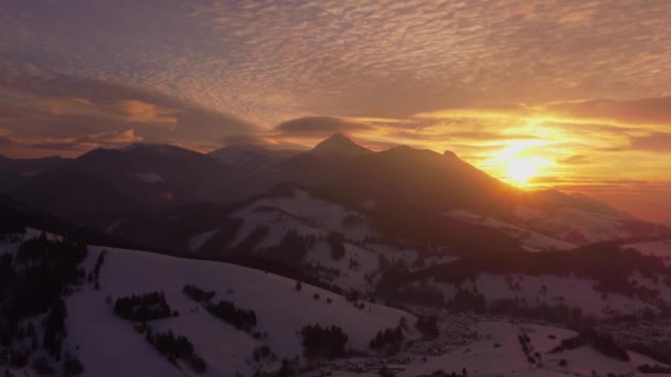 Aerial Hyperlapse Sunset Orange Clouds Winter Rural Landscape Mountains High — Video Stock