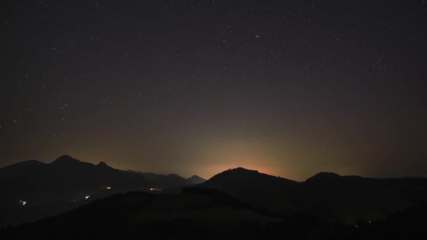 Samanyolu Bulutlu Gece Sahnesi Alacakaranlıktan Yıldızlı Geceye Geçiş Geceden Şafağa — Stok video