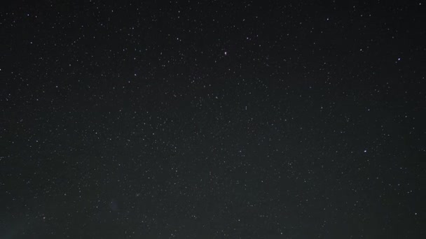 Voie Lactée Étoiles Déplaçant Travers Ciel Nocturne Laps Temps Nuit — Video
