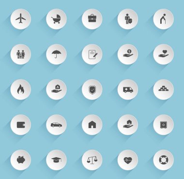 Kabarık kağıt dairelerde sigorta vektör simgeleri ve mavi arka planda şeffaf gölgeler. Web, mobil ve kullanıcı arayüzü tasarımı için sigorta stoku vektör simgeleri